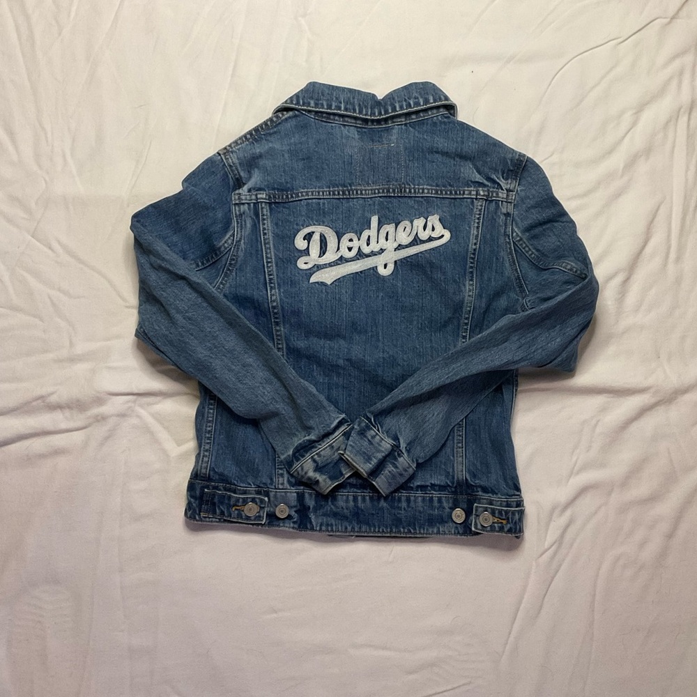 Limited Edition Levi’s MLB denim Jacket(LA Dodgers)